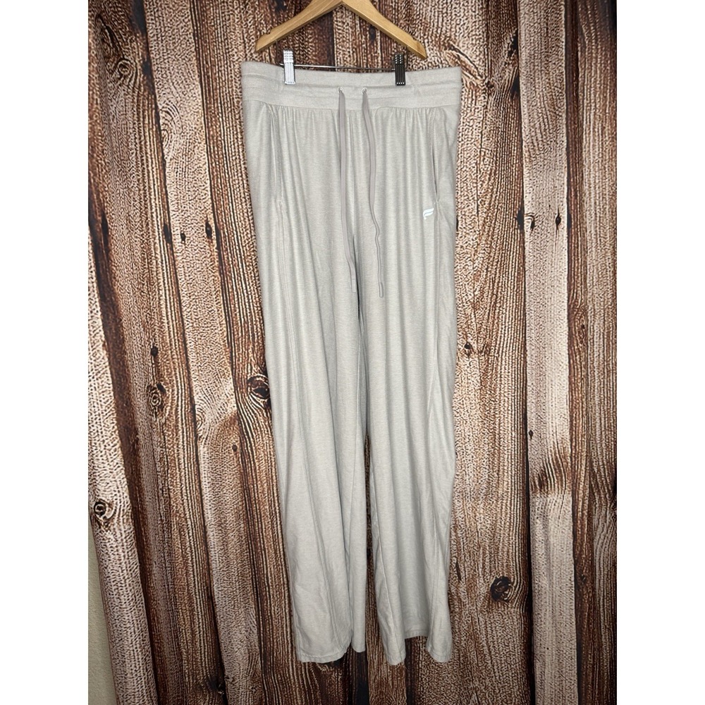 Fabletics Womens Gray Straight Leg Velour Sweatpants Size Medium w/ Drawstring